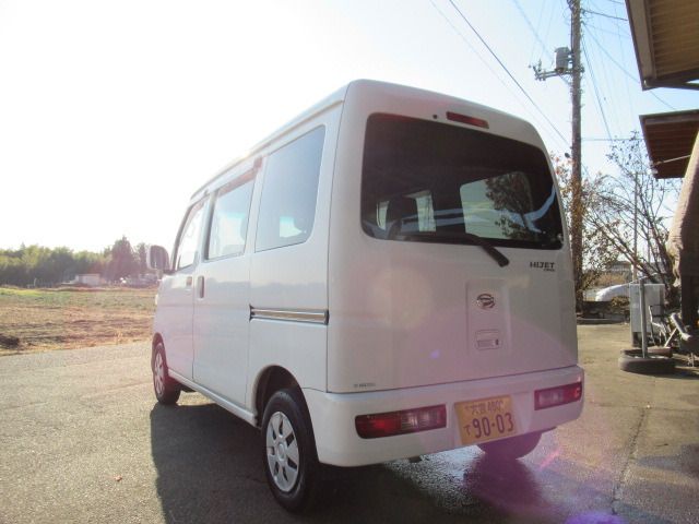 DAIHATSU HIJET CARGO 2014 Image 31