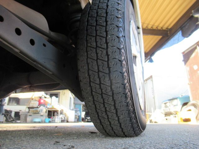 DAIHATSU HIJET CARGO 2014 Image 31