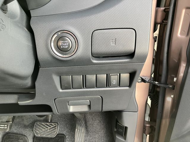 SUZUKI SOLIO 2011 Image 31