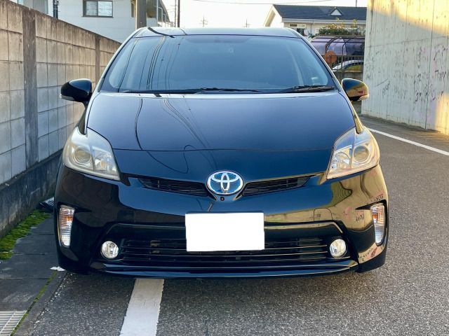 TOYOTA PRIUS 2013 Image 31