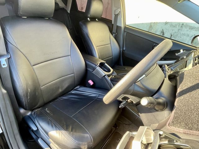 TOYOTA PRIUS 2013 Image 31