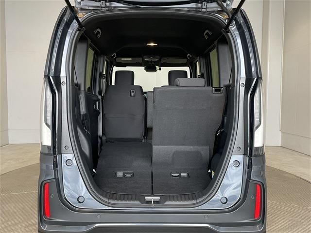 HONDA N BOX CUSTOM 2023 Image 31