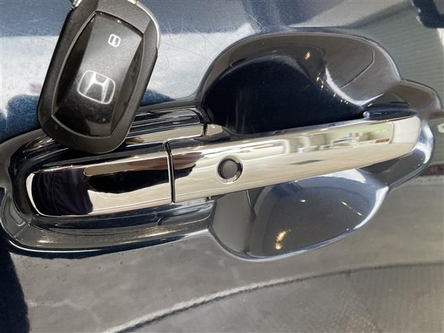 HONDA N BOX CUSTOM 2023 Image 31