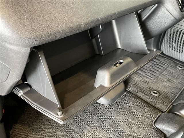 HONDA N BOX CUSTOM 2023 Image 31