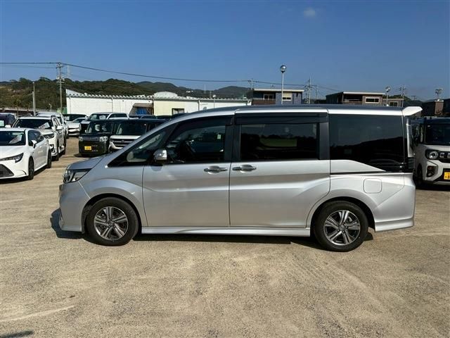 HONDA STEPWAGON E:HEV SPAD 2021 Image 31