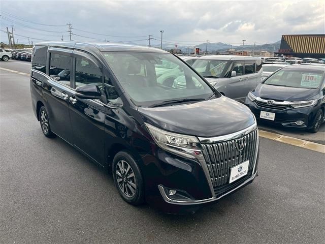 TOYOTA ESQUIRE 2018 Image 31