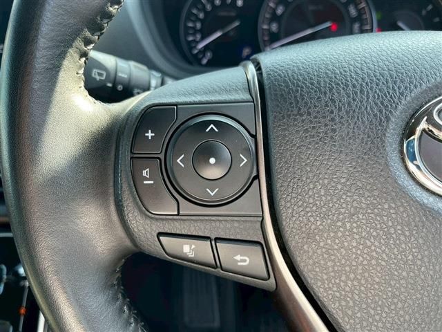 TOYOTA ESQUIRE 2018 Image 31