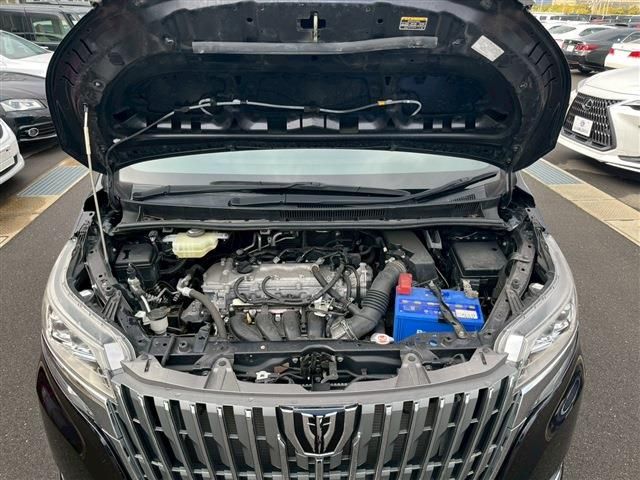 TOYOTA ESQUIRE 2018 Image 31