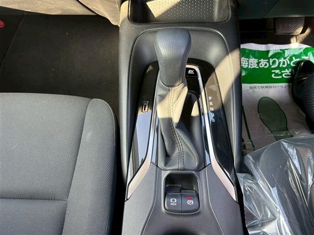 TOYOTA COROLLA TOURING HYBR 2020 Image 31