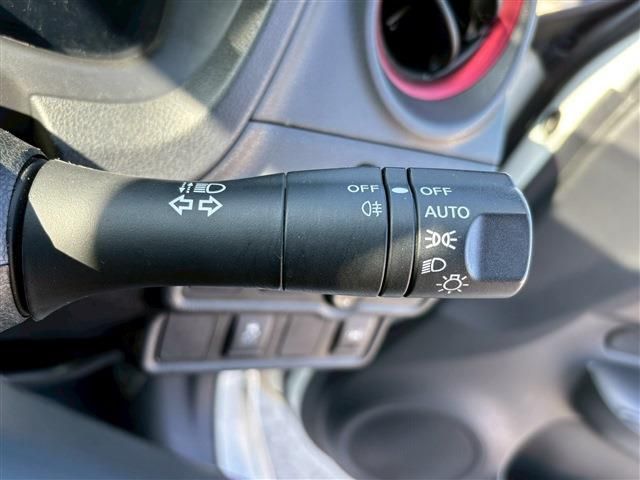 NISSAN NOTE 2018 Image 31