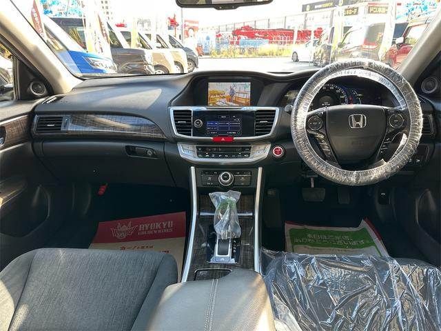 HONDA ACCORD HYBRID 2013 Image 31