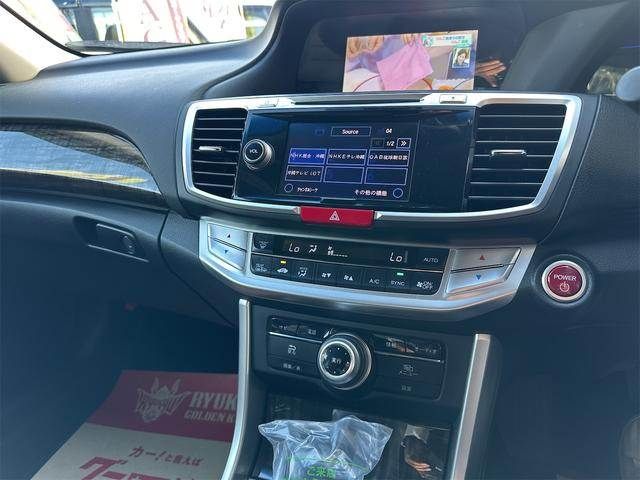 HONDA ACCORD HYBRID 2013 Image 31