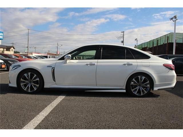 TOYOTA CROWN SEDAN HYBRID 2018 Image 31