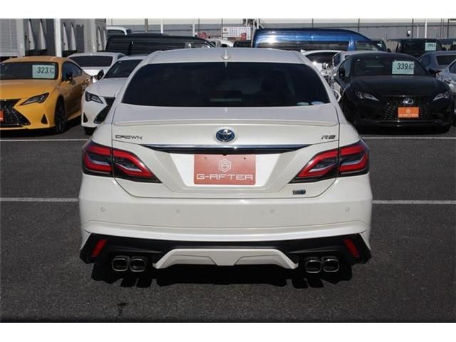 TOYOTA CROWN SEDAN HYBRID 2018 Image 31