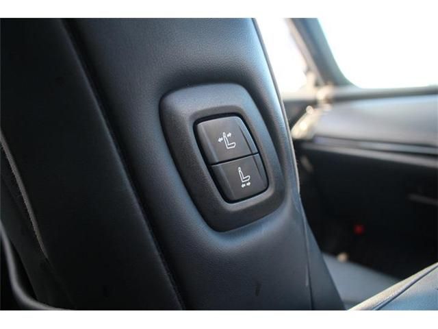 TOYOTA CROWN SEDAN HYBRID 2018 Image 31