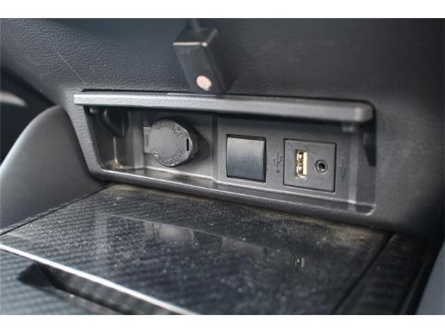 TOYOTA CROWN SEDAN HYBRID 2018 Image 31