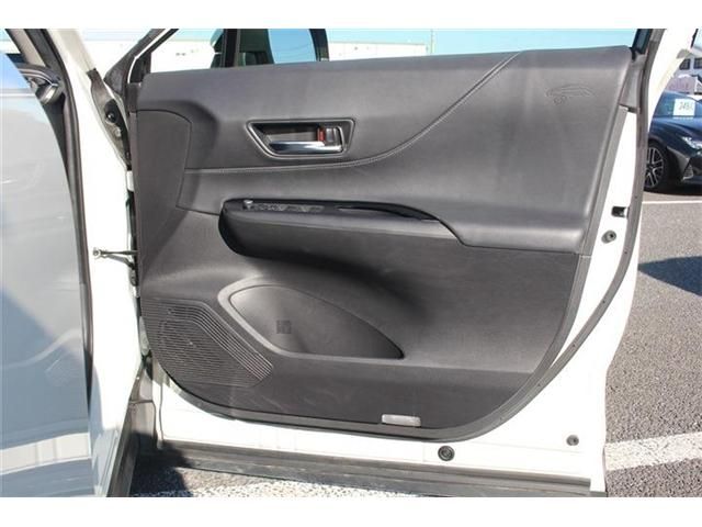 TOYOTA HARRIER 2WD 2022 Image 31