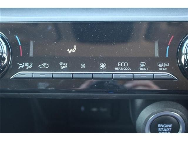 TOYOTA HARRIER 2WD 2022 Image 31