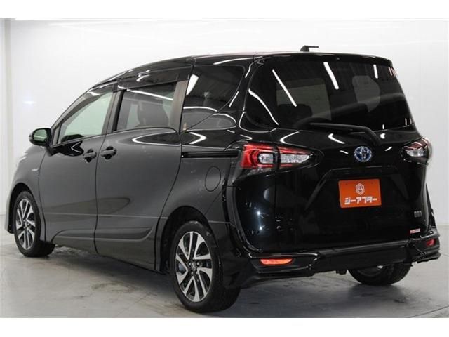 TOYOTA SIENTA HYBRID 2018 Image 31