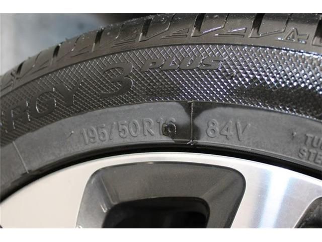 TOYOTA SIENTA HYBRID 2018 Image 31