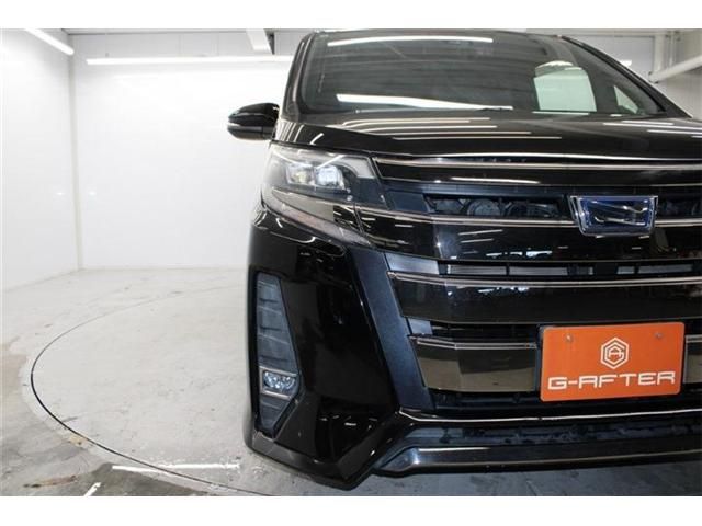 TOYOTA NOAH HYBRID 2018 Image 31