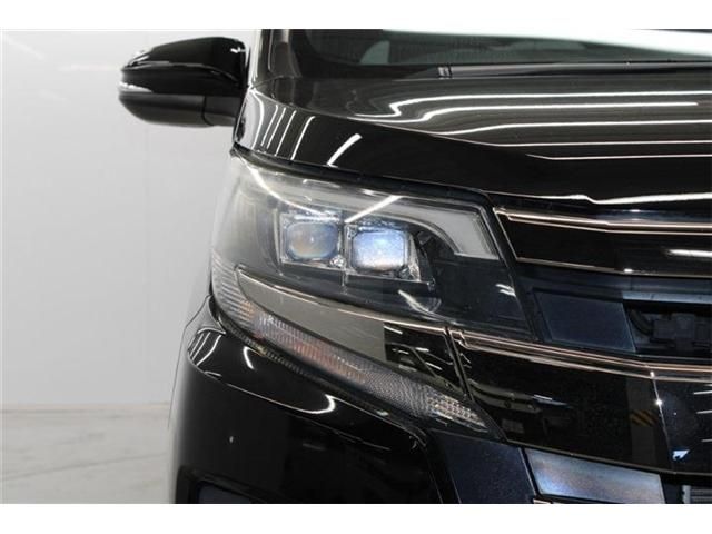 TOYOTA NOAH HYBRID 2018 Image 31