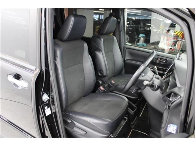 TOYOTA NOAH HYBRID 2018 Image 31