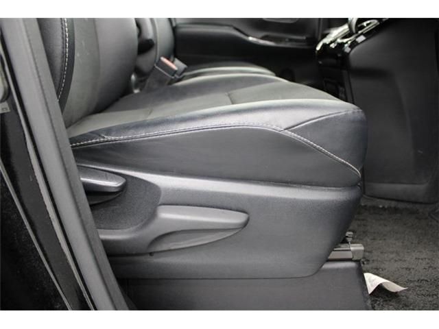 TOYOTA NOAH HYBRID 2018 Image 31