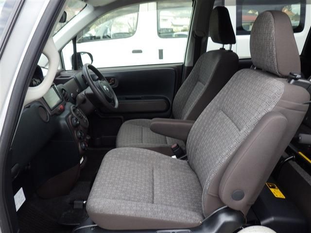 TOYOTA SPADE 4WD 2015 Image 31