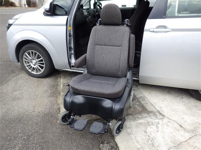 TOYOTA SPADE 4WD 2015 Image 31