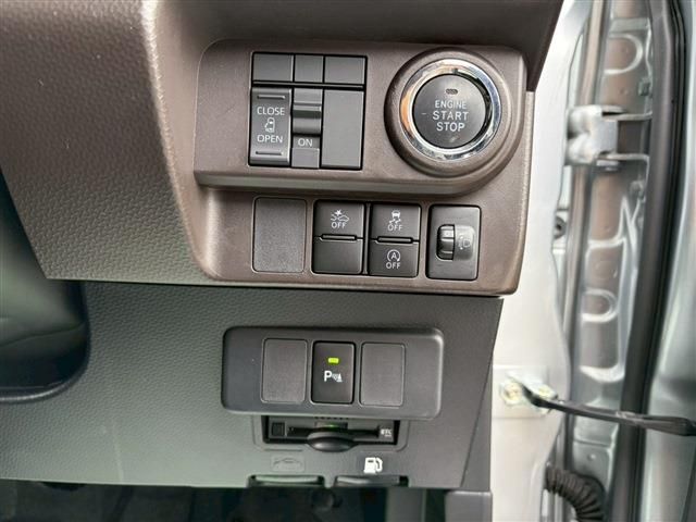 TOYOTA ROOMY 2021 Image 31