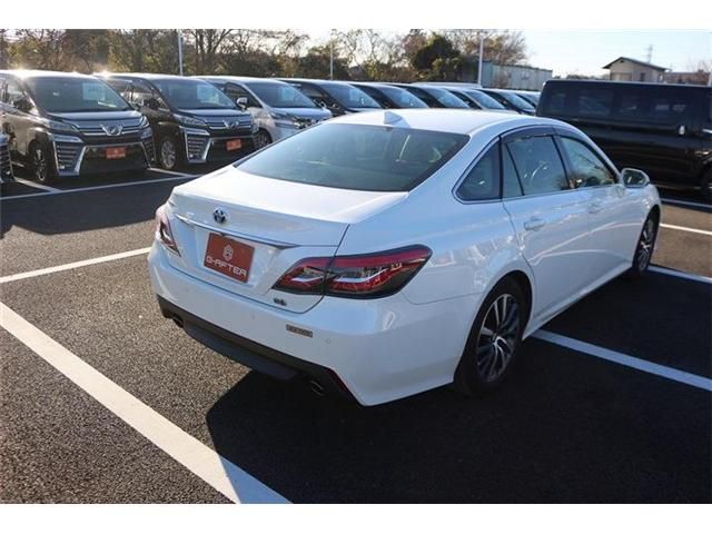 TOYOTA CROWN SEDAN HYBRID 2019 Image 31