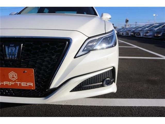 TOYOTA CROWN SEDAN HYBRID 2019 Image 31