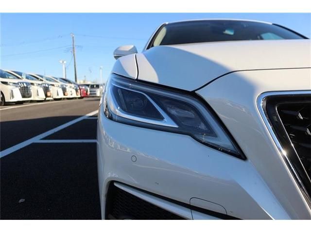 TOYOTA CROWN SEDAN HYBRID 2019 Image 31