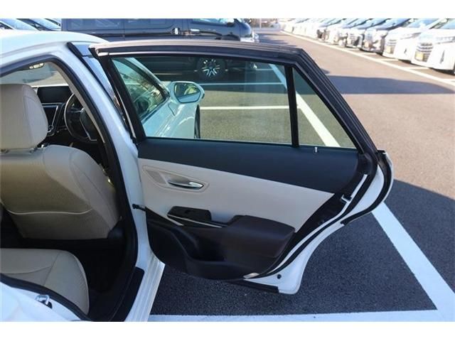 TOYOTA CROWN SEDAN HYBRID 2019 Image 31