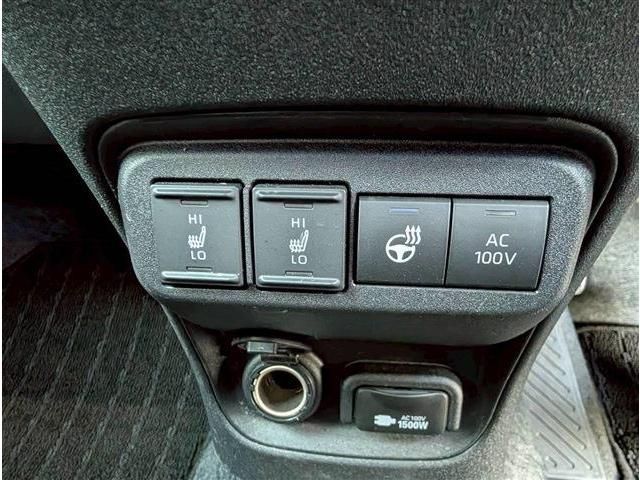 TOYOTA SIENTA HYBRID 2023 Image 31