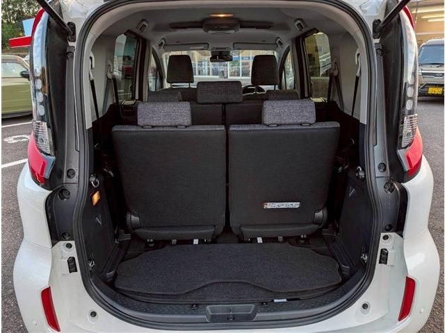 TOYOTA SIENTA HYBRID 2023 Image 31