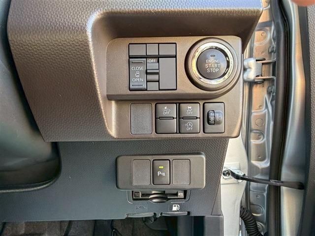 TOYOTA ROOMY 2023 Image 31