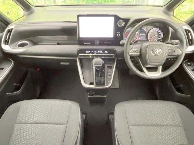 TOYOTA NOAH 2022 Image 31