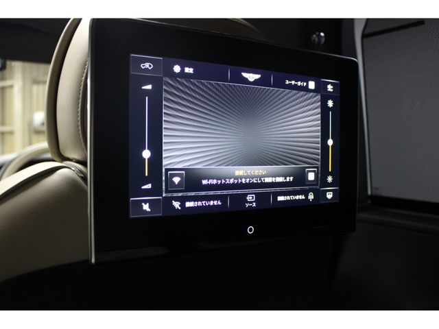 BENTLEY BENTAYGA 2025 Image 31