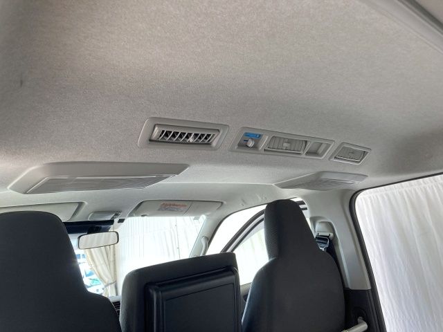 TOYOTA HIACE VAN 1.25T 2WD 2020 Image 31