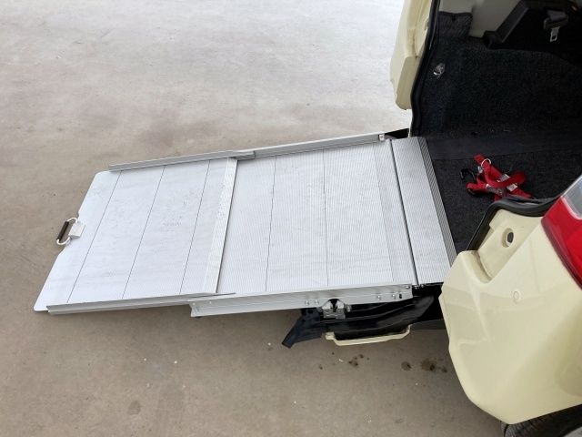 DAIHATSU TANTO 2018 Image 31