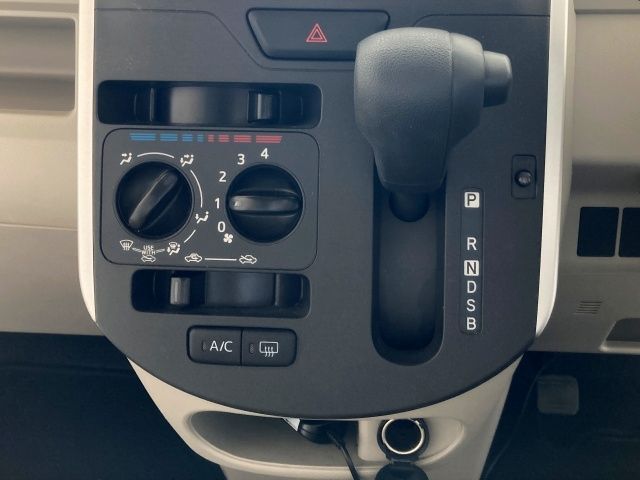 DAIHATSU TANTO 2018 Image 31