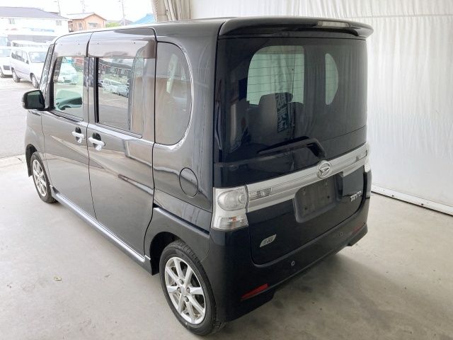 DAIHATSU TANTO CUSTOM 2013 Image 31