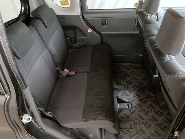 DAIHATSU TANTO CUSTOM 2013 Image 31