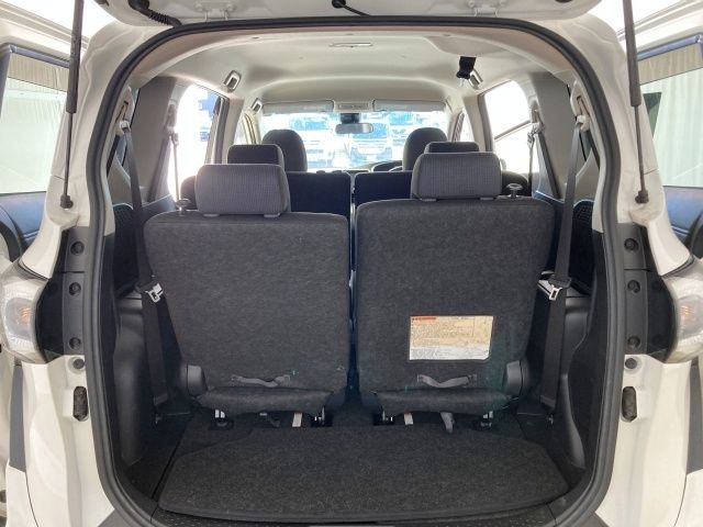 TOYOTA SIENTA 2016 Image 31