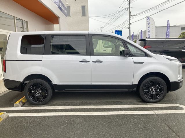 MITSUBISHI DELICA D:5 4WD 2025 Image 31