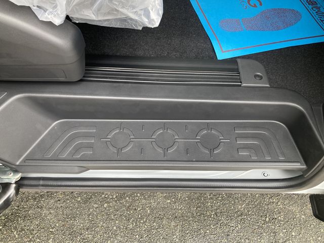 MITSUBISHI DELICA D:5 4WD 2025 Image 31