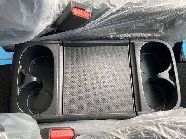 MITSUBISHI DELICA D:5 4WD 2025 Image 31