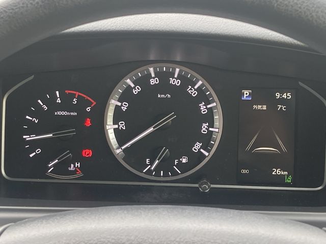 TOYOTA HIACE VAN 2WD 2025 Image 31